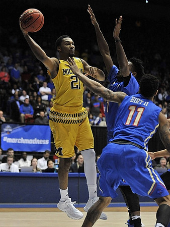 Zak Irvin (21)