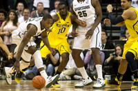 Tim Hardaway Jr. (10) and Jordan Morgan (52)