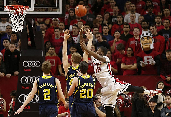 Spike Albrecht (2), Max Bielfeldt (44), and Sean Lonergan (20)