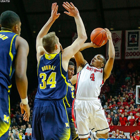 Mark Donnal (34) and Aubrey Dawkins (24)