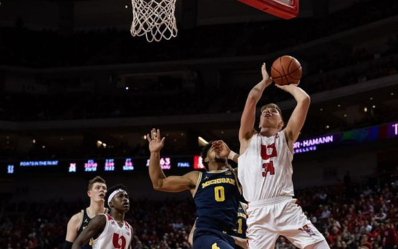 Jon Teske (15) and David DeJulius (0)