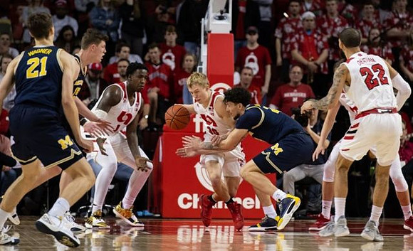 Franz Wagner (21), Jon Teske (15), and Brandon Johns Jr. (23)