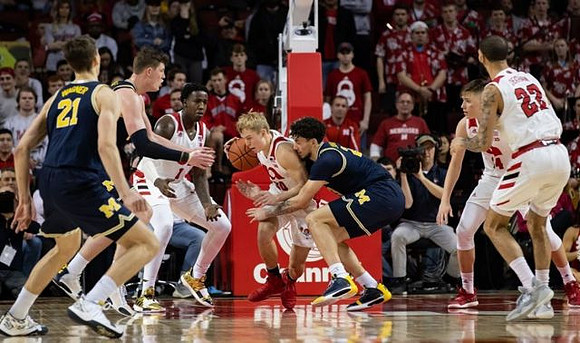 Franz Wagner (21), Jon Teske (15), and Brandon Johns Jr. (23)