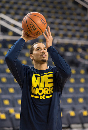 Jordan Morgan (52)