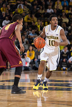 Derrick Walton Jr. (10)