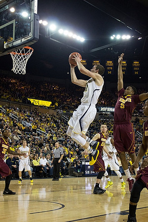 Spike Albrecht (2), Nik Stauskas (11), and Glenn Robinson III (1)