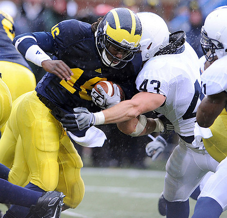 Denard Robinson (16)