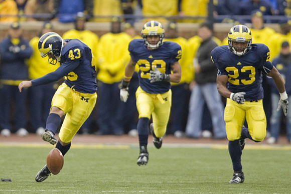 Bryan Wright (43), Troy Woolfolk (29), and Floyd Simmons (23)