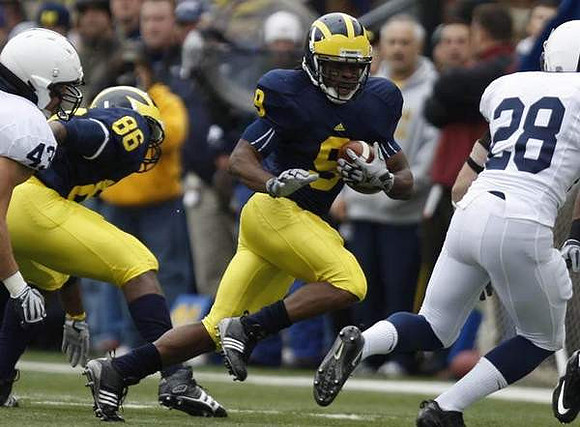 Kevin Koger (86) and Martavious Odoms (9)