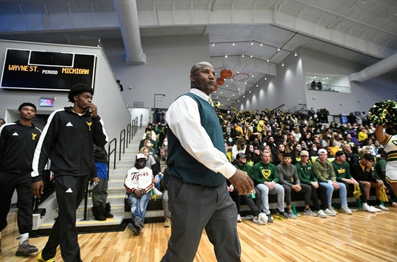 Wayne State Head Coach David Greer