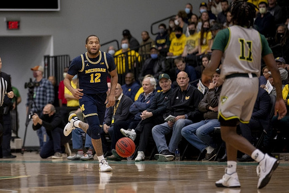 DeVante' Jones (12)