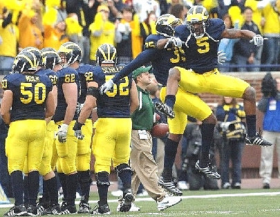 Doug Dutch (35), Charles Stewart (5), David Molk (50), Tim McAvoy (62), and Stephen Schilling (52)