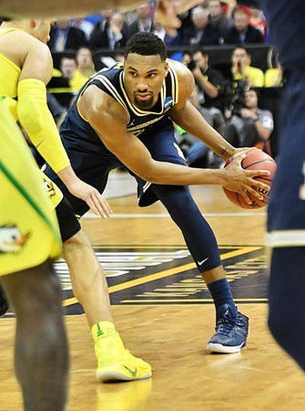 Zak Irvin (21)