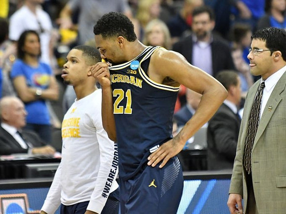 Fred Wright-Jones (14) and Zak Irvin (21)