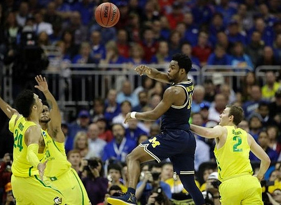 Derrick Walton Jr. (10)