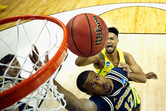 Moritz Wagner (13) and Muhammad-Ali Abdur-Rahkman (12)
