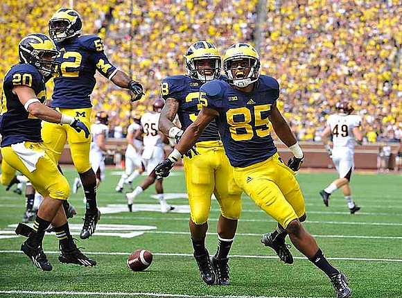 Drake Johnson (20), Royce Jenkins-Stone (52), Thomas Rawls (38), and Joe Reynolds (85)