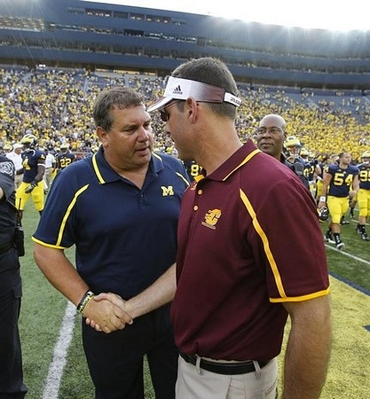 Brady Hoke and Central Michigan Head Coach Dan Enos
