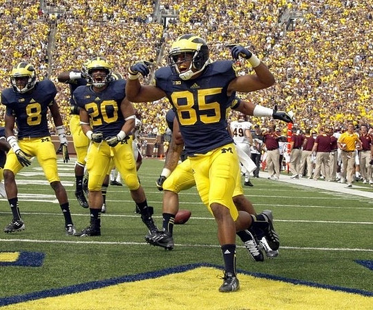 Channing Stribling (8), Drake Johnson (20), and Dymonte Thomas (25)