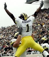 Braylon Edwards (1) and Matt Lentz (67)