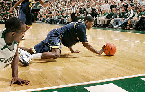Ekpe Udoh and DeShawn Sims