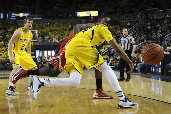 Spike Albrecht (2) and Aubrey Dawkins (24)