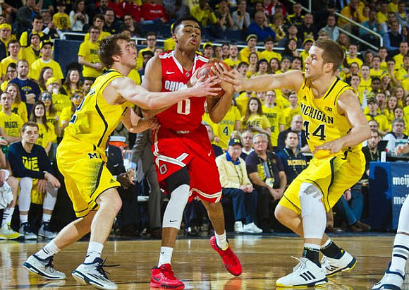 Spike Albrecht (2) and Max Bielfeldt (44)