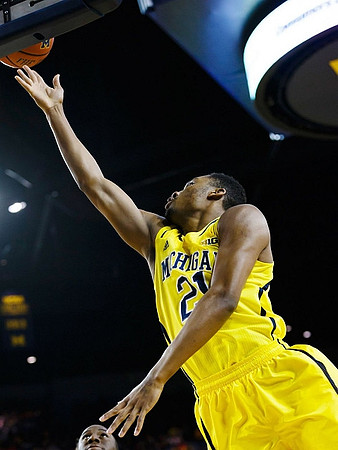 Zak Irvin (21)