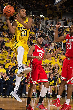Zak Irvin (21)