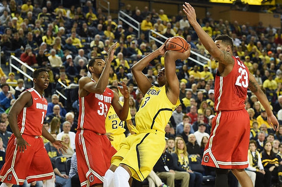 Aubrey Dawkins (24) and Kameron Chatman (3)