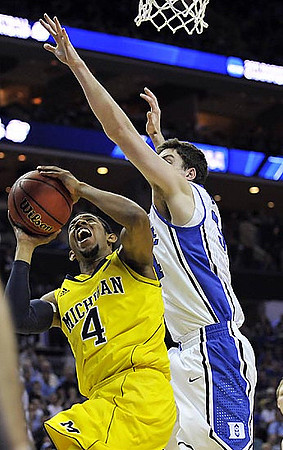 Darius Morris (4)