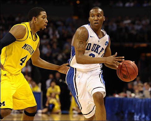 Darius Morris (4)