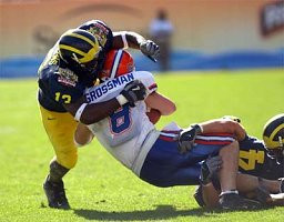 Larry Stevens (13) and Charles Drake (24)