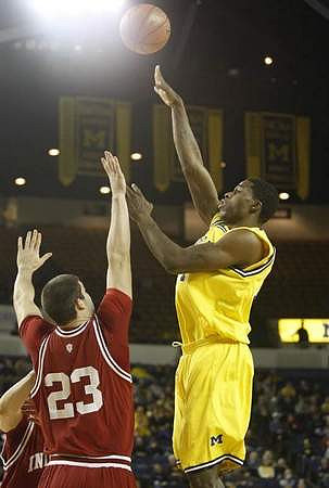 DeShawn Sims (34)