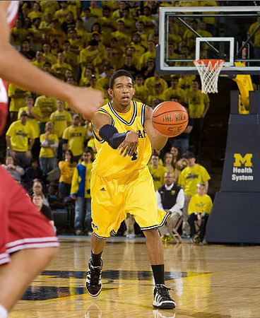 Darius Morris (4)
