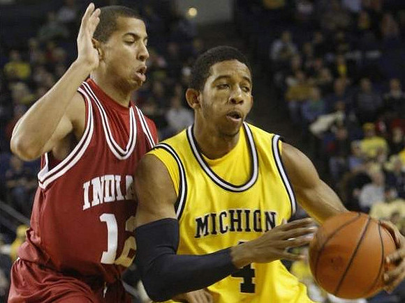 Darius Morris (4)