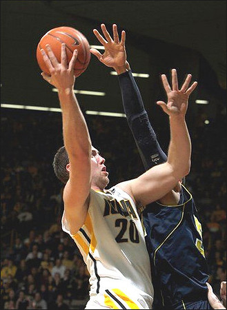 Jordan Morgan (52)
