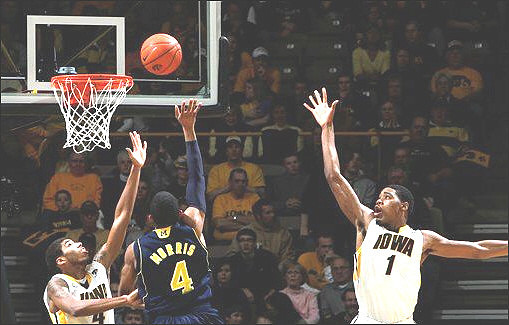 Darius Morris (4)
