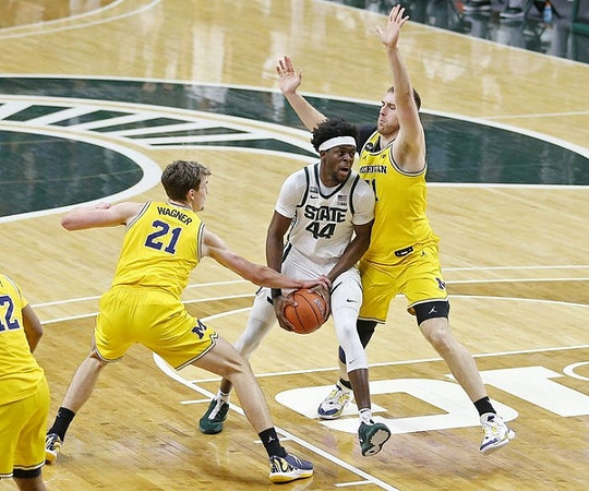 Mike Smith (12), Franz Wagner (21), and Austin Davis (51)