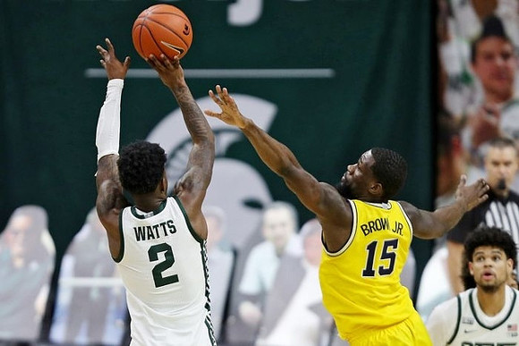 Chaundee Brown Jr. (15)