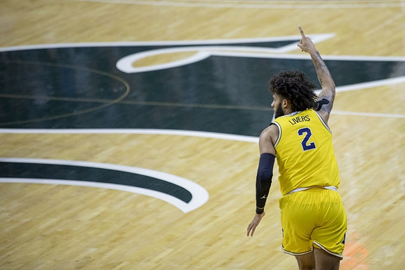 Isaiah Livers (2)