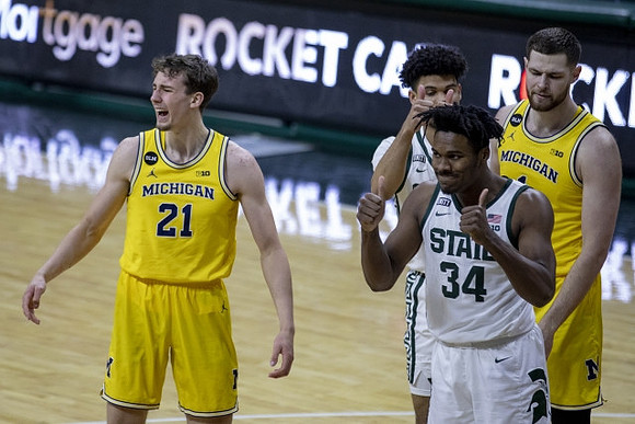 Franz Wagner (21) and Hunter Dickinson (1)