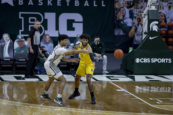 Isaiah Livers (2)