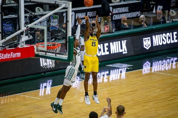 Chaundee Brown Jr. (15)