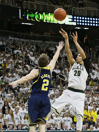 Spike Albrecht (2)