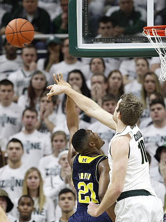Zak Irvin (21)