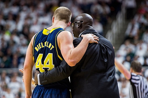 Max Bielfeldt (44) and Bacari Alexander