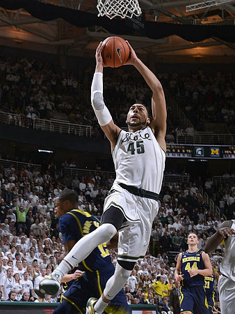 Muhammad-Ali Abdur-Rahkman (12), Max Bielfeldt (44), and Zak Irvin (21)
