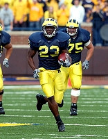 Chris Perry (23) and David Baas (75)