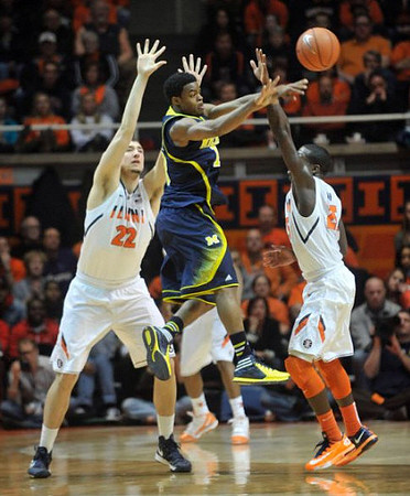 Derrick Walton Jr. (10)